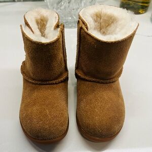 Ugg suede boots toddler 6